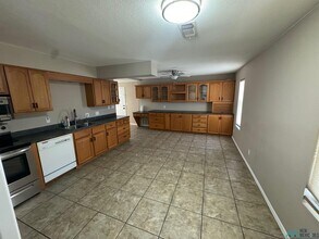 2106 W Bullock Ave in Artesia, NM - Building Photo - Building Photo