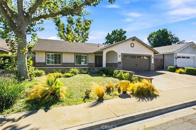 property at 26862 Via Victoria