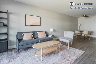 2019 Shore Line Dr in Alameda, CA - Building Photo - Building Photo
