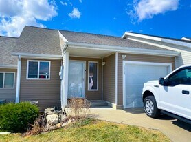 1313 Sundance Dr in Manhattan, KS - Building Photo