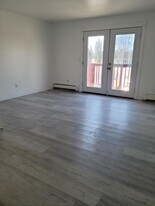 2213 Lathrop St in Fairbanks, AK - Building Photo