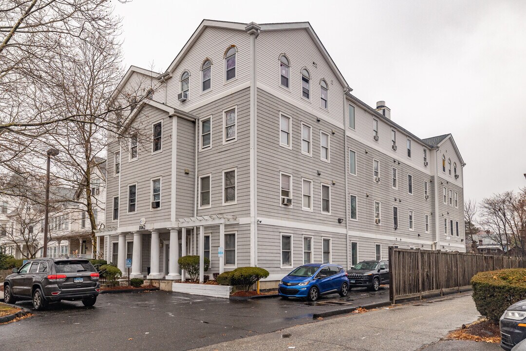 Fairfield Apartments in Bridgeport, CT - Building Photo