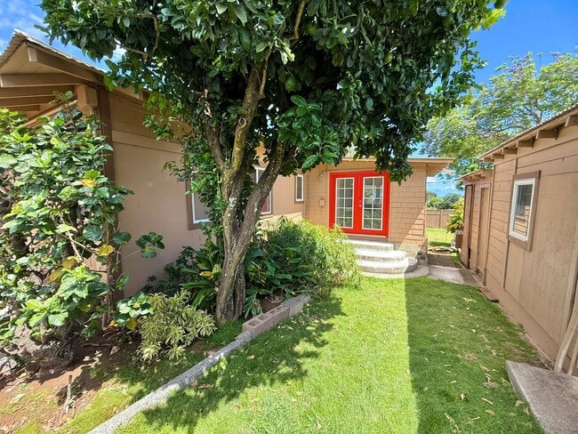 property at 1119 Makawao Ave
