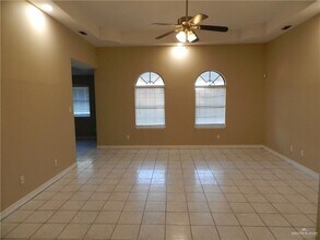 17 Liz Rios Dr in Edinburg, TX - Building Photo - Building Photo