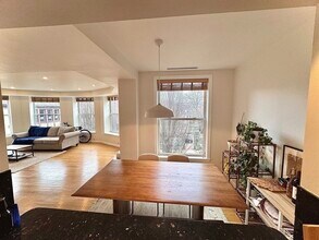 25 Marion St, Unit 32 in Brookline, MA - Building Photo - Building Photo