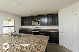 35693 Rose Moss Ave in Leesburg, FL - Building Photo - Building Photo