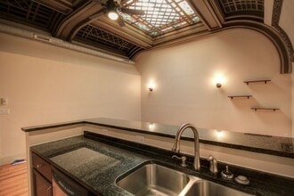 10 E Main St in Champaign, IL - Building Photo - Building Photo