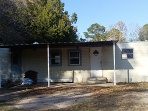 5457 Creel St in Graceville, FL - Foto de edificio - Building Photo