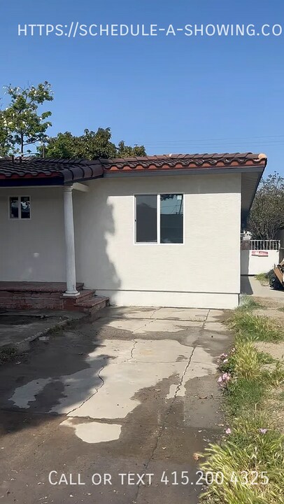 15924 Georgia Ave in Paramount, CA - Building Photo