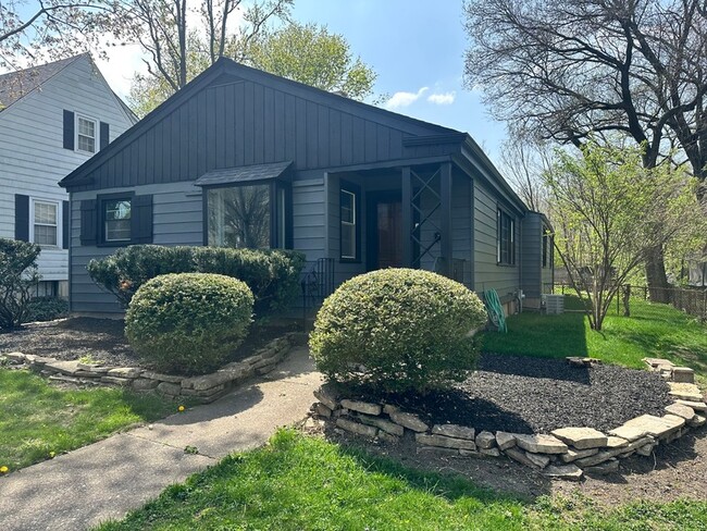property at 834 Gardner Rd