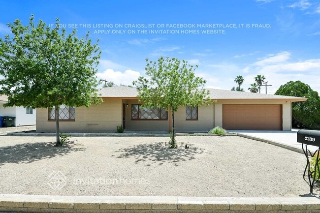 property at 2239 W Shady Glen Ave