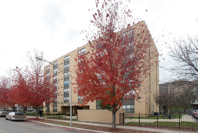 Cal-Met Village Apartments in Chicago, IL - Building Photo - Building Photo