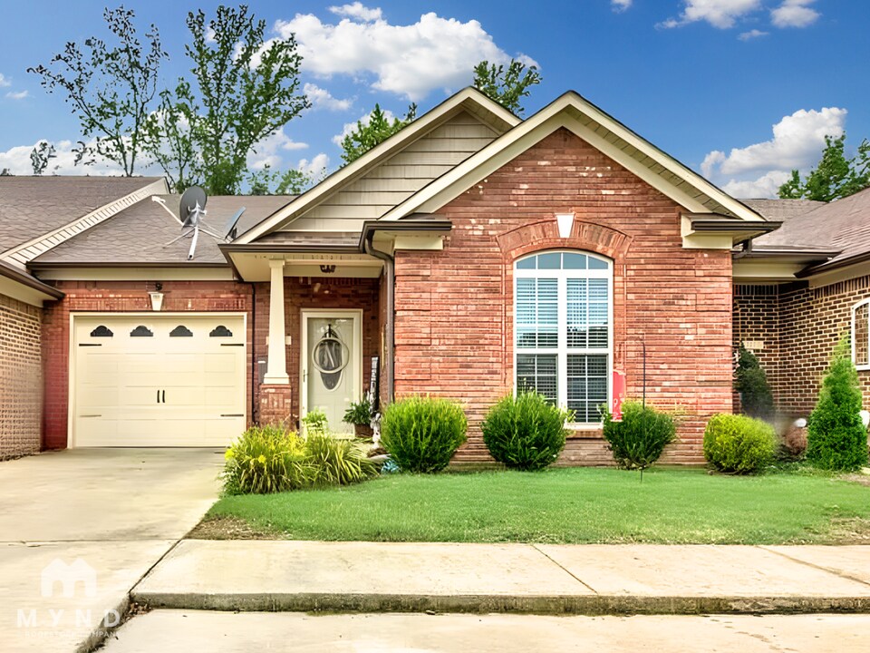 17685 Antlers Pass in Athens, AL - Building Photo