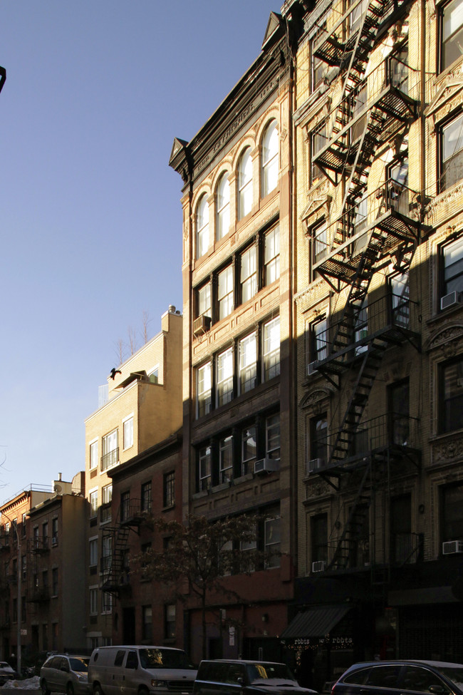 140 Sullivan St in New York, NY - Building Photo - Building Photo