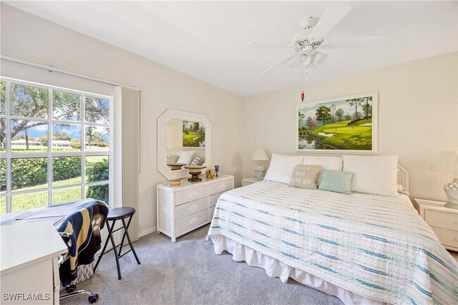 13046 Amberley Ct in Bonita Springs, FL - Foto de edificio - Building Photo