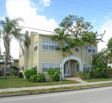 215 S Seacrest Blvd Apartments