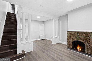 3027 N Front St in Philadelphia, PA - Building Photo