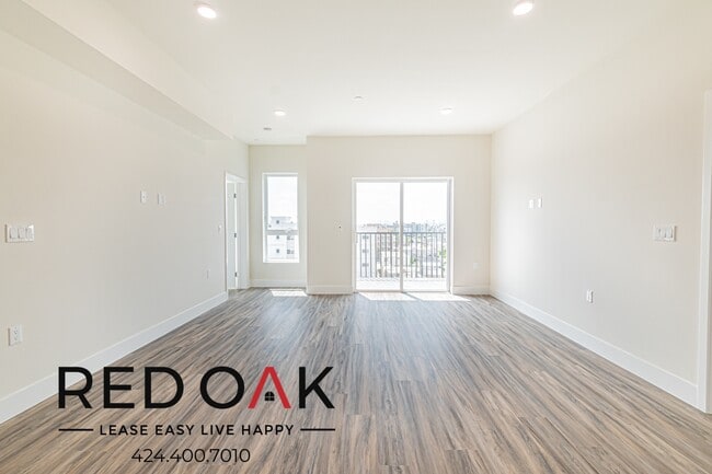 property at 1037 Dewey Ave