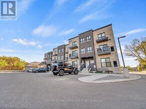 600 Victoria St S in Kitchener, ON - Building Photo - Building Photo