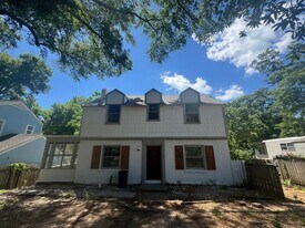 2818 Mallory St in Montgomery, AL - Building Photo