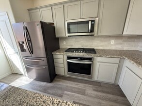 4903 Black Falcon Wy in Sun Valley, NV - Building Photo - Building Photo