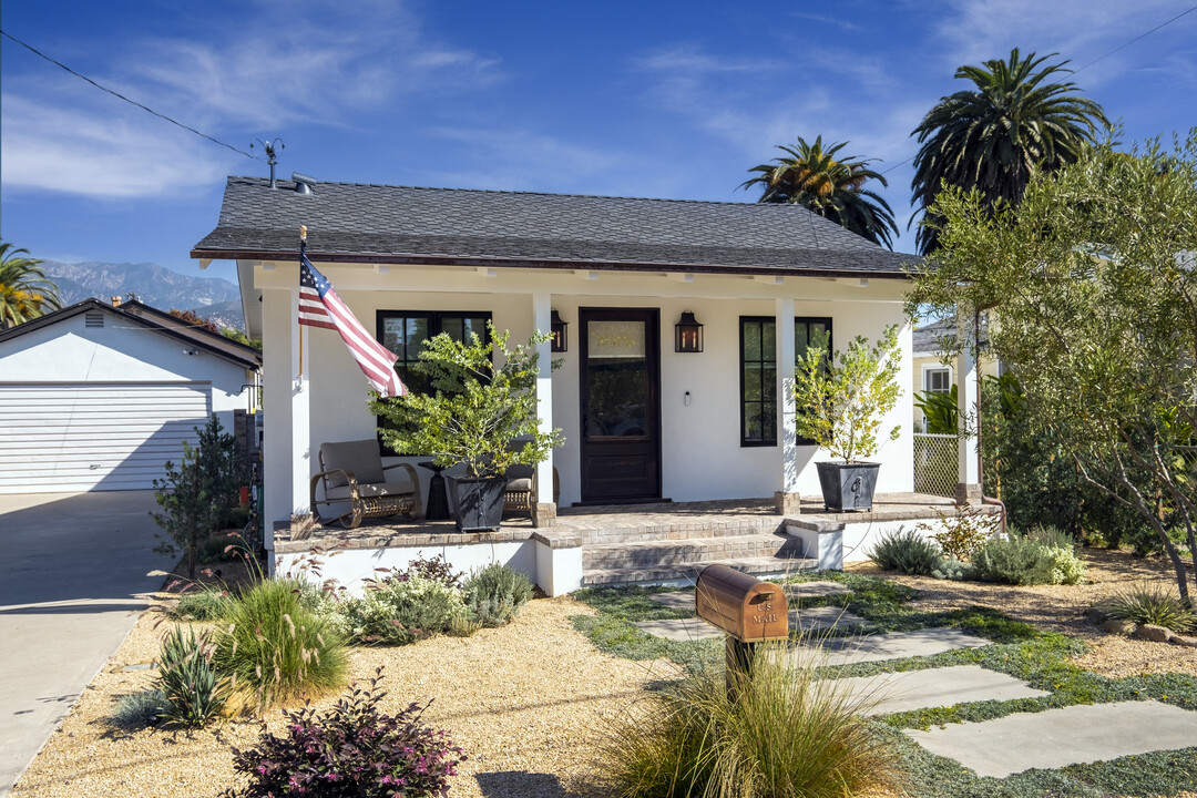 4756 4th St, Unit Front House Unit A in Carpinteria, CA - Building Photo