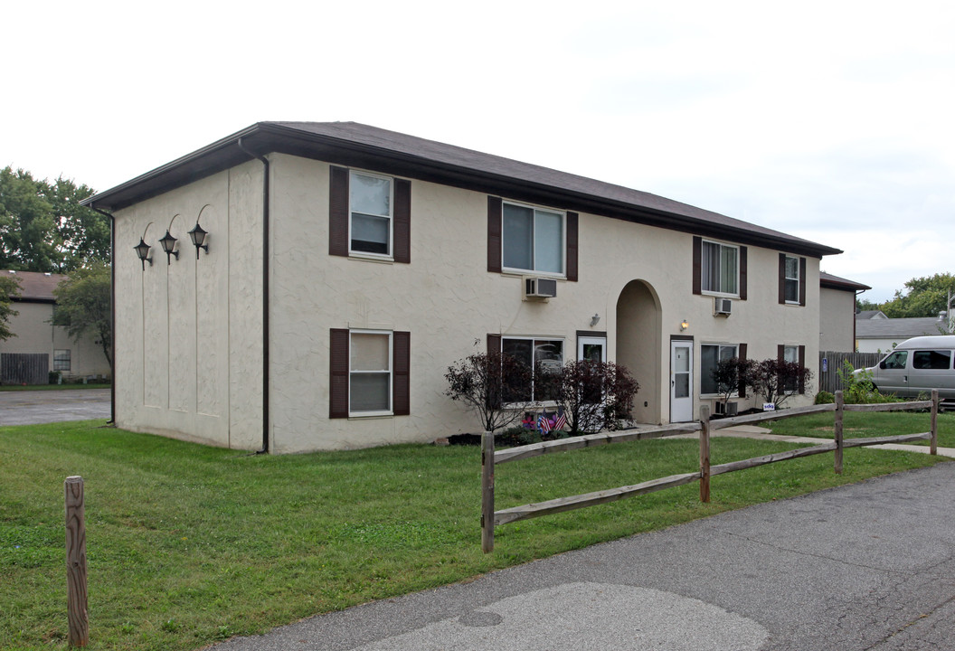 Red Rock Apartments in Grove City, OH - Foto de edificio