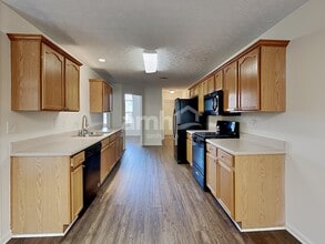 910 Harbins View Dr in Dacula, GA - Building Photo - Building Photo