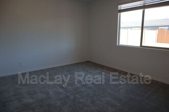 273 S 156th Dr in Goodyear, AZ - Building Photo - Building Photo