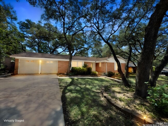 property at 11022 Dreamland Dr