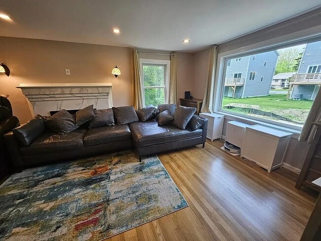 property at 7 Darrow St