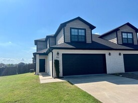 9922 Landry Dr in Fort Smith, AR - Building Photo