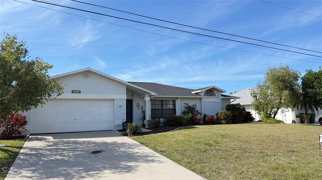 2122 SE 6th Ave in Cape Coral, FL - Building Photo