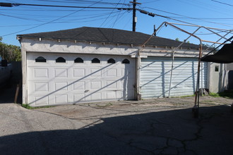 1710 S La Brea Ave in Los Angeles, CA - Building Photo - Building Photo