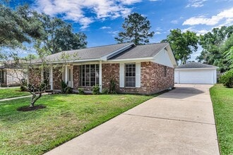 22223 Hockaday Dr in Katy, TX - Building Photo - Building Photo