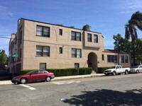 618 W 7th St in Antioch, CA - Foto de edificio - Building Photo