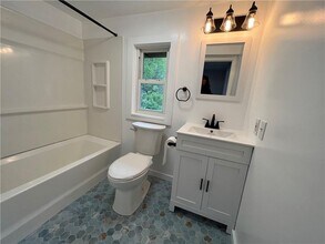 673 Milton Turnpike in Highland, NY - Building Photo - Building Photo