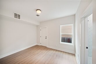 1003 E 33rd St in Houston, TX - Building Photo - Building Photo