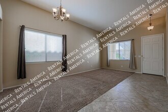 39821 N Thunder Hills Ln in New River, AZ - Building Photo - Building Photo