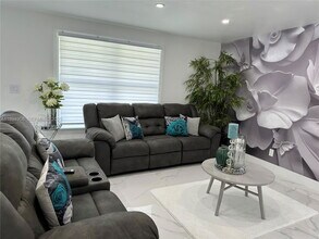 4531 SW 42nd Terrace in Fort Lauderdale, FL - Building Photo - Building Photo