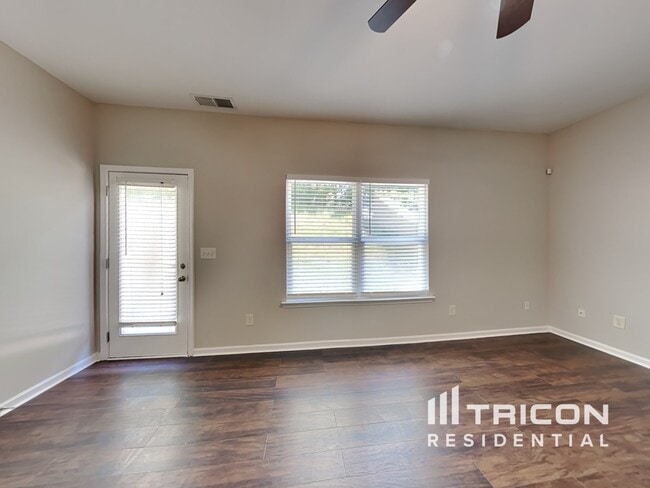 102 Hill Crest Cir in Hiram, GA - Building Photo - Building Photo