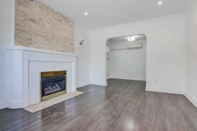 79 O'Connor Dr in East York, ON - Building Photo - Building Photo