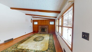 1120 N 1st St in Bismarck, ND - Building Photo - Building Photo