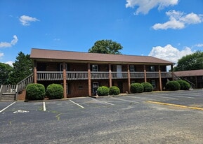 Countryside Gardens in Winston-Salem, NC - Building Photo