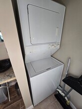 1561 5th Ct, Unit 1 in Vero Beach, FL - Building Photo - Building Photo