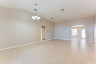 4510 Abaco Dr in Tavares, FL - Building Photo - Building Photo