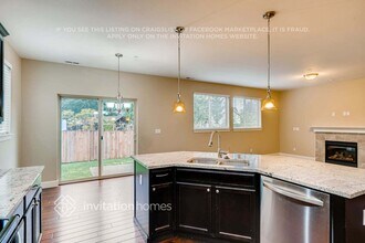 18302 101st St E in Bonney Lake, WA - Building Photo - Building Photo