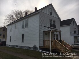 3603 Maple St in Erie, PA - Building Photo