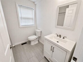 35 Douglas Ave in Providence, RI - Building Photo - Building Photo