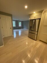 1 Sahin Way in York, ME - Foto de edificio - Building Photo